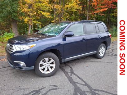Used 2011 Toyota Highlander 4WD w/ Tech Pkg