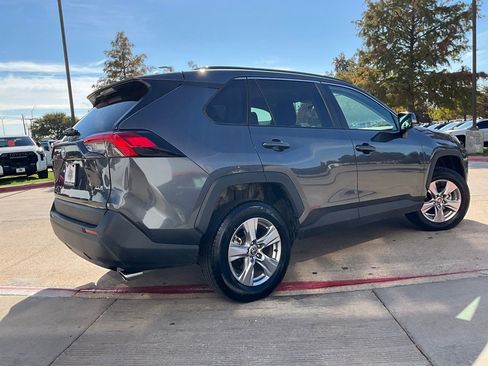 Used 2025 Toyota RAV4 XLE image 6