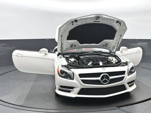 Used 2016 Mercedes-Benz SL 550 image 37