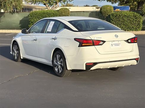 Used 2021 Nissan Altima 2.5 S w/ Driver Assist Package image 6