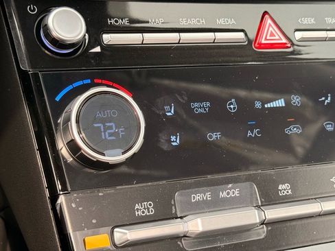 New 2025 Hyundai Santa Fe Limited image 25