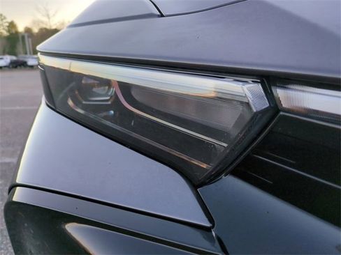 Used 2023 Toyota Crown XLE image 10