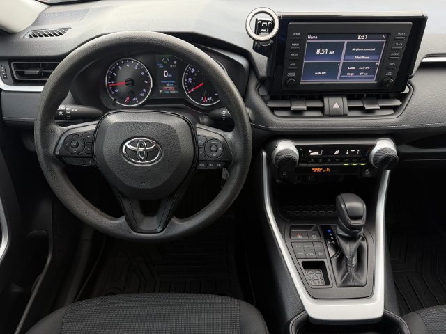 Used 2019 Toyota RAV4 LE AWD/4WD image 12
