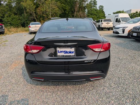 Used 2015 Chrysler 200 S w/ Navigation & Sound Group I FWD image 4