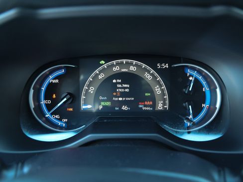 Certified 2025 Toyota RAV4 XSE image 17