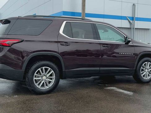 Certified 2023 Chevrolet Traverse LT image 2