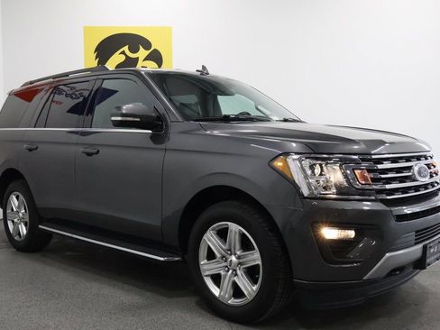 Used 2019 Ford Expedition XLT w/ Equipment Group 202A image 6
