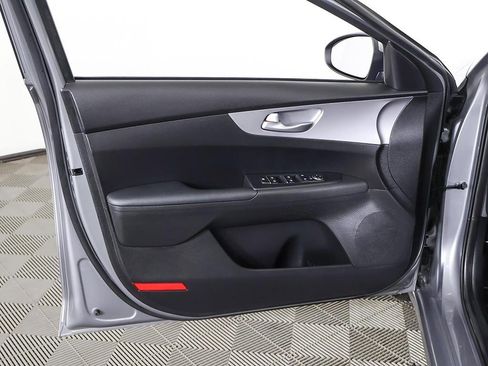 Used 2023 Kia Forte LXS image 20