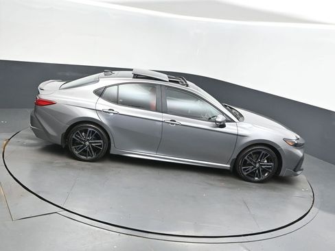 Used 2025 Toyota Camry XSE image 35