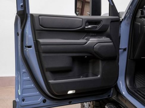 Used 2025 Toyota Land Cruiser image 75