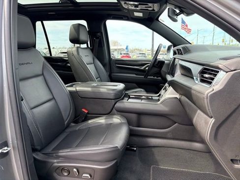 Used 2022 GMC Yukon Denali image 13