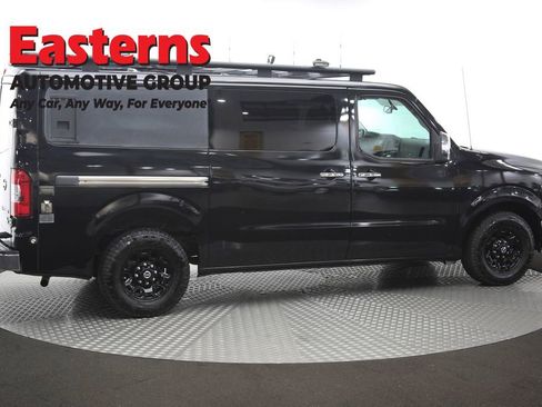 Used 2020 Nissan NV 3500 Passenger RWD image 39