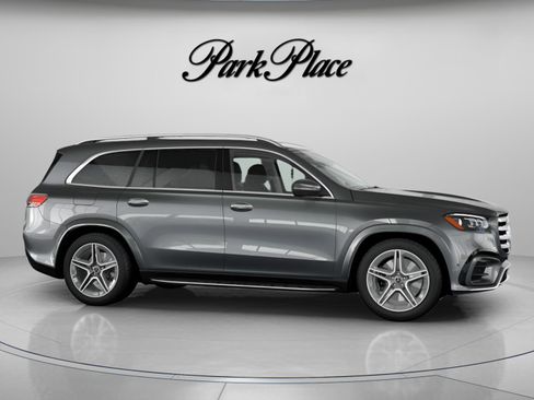 New 2026 Mercedes-Benz GLS 450 4MATIC image 31