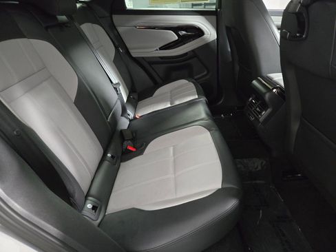 Used 2023 Land Rover Range Rover Evoque R-Dynamic SE AWD/4WD image 18