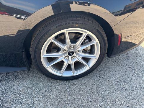 Used 2025 Ford Mustang GT Premium RWD image 30