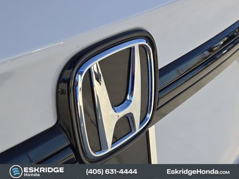 Used 2025 Honda Odyssey Elite image 11