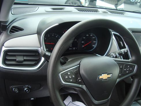 Certified 2023 Chevrolet Equinox LS image 9