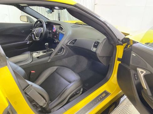 Used 2019 Chevrolet Corvette Z06 RWD image 26