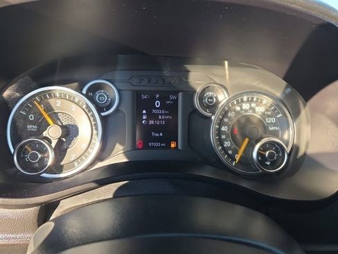 Used 2021 RAM 2500 Tradesman w/ Chrome Appearance Group image 8