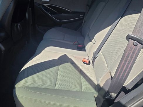 Used 2018 Hyundai Santa Fe Sport FWD image 10