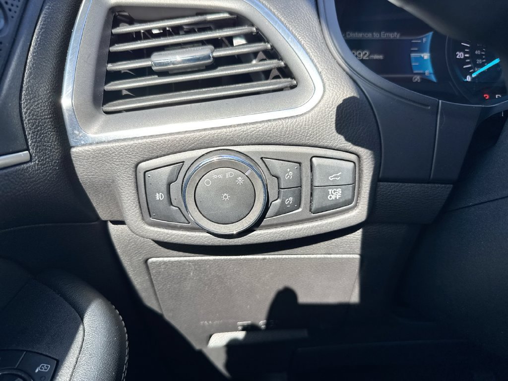 Used 2024 Ford Edge Titanium AWD/4WD image 17