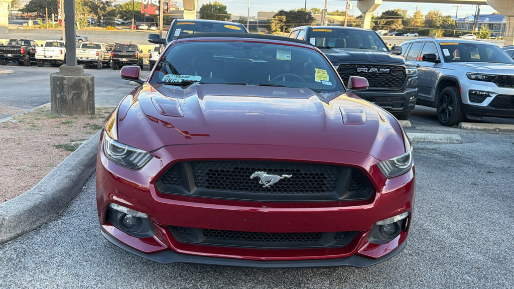 Used 2016 Ford Mustang GT Premium RWD image 4
