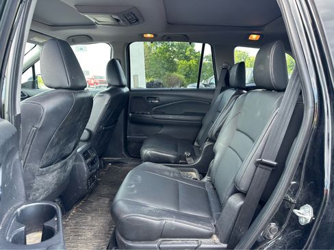 Used 2018 Honda Pilot Elite image 22