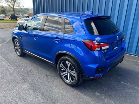 Used 2020 Mitsubishi Outlander Sport ES image 3