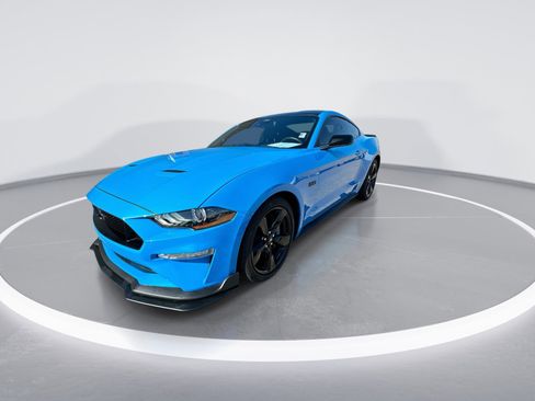Used 2023 Ford Mustang GT Premium w/ Equipment Group 401A RWD image 4