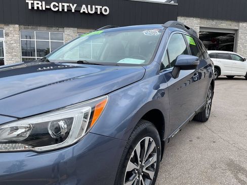 Used 2015 Subaru Outback 2.5i Limited AWD/4WD image 2