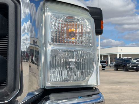 Used 2016 Ford F250 XL w/ Power Equipment Group image 10