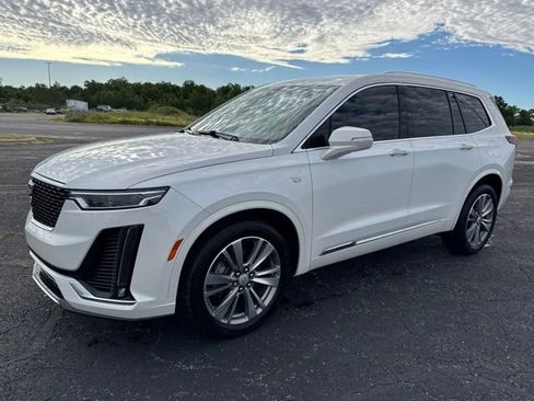 Used 2022 Cadillac XT6 Premium Luxury w/ LPO, Floor Liner Package AWD/4WD image 1