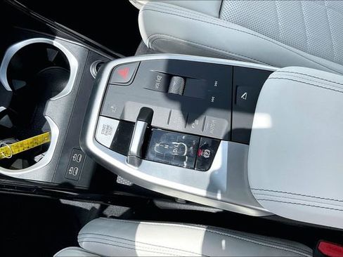 New 2026 BMW X1 xDrive28i w/ Technology Package AWD/4WD image 7