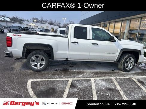 Used 2018 Chevrolet Silverado 1500 Custom image 3