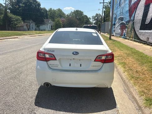 Used 2016 Subaru Legacy 2.5i Premium AWD/4WD image 5