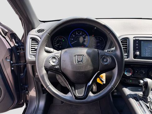 Used 2021 Honda HR-V Sport image 11