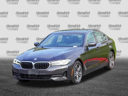 Certified 2023 BMW 530i xDrive w/ Premium Package AWD/4WD image 5