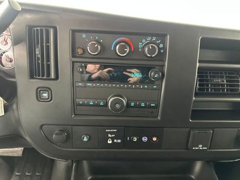 Used 2024 Chevrolet Express 2500 w/ Driver Convenience Package image 21