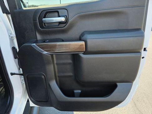 Used 2020 Chevrolet Silverado 1500 LT Trail Boss image 21