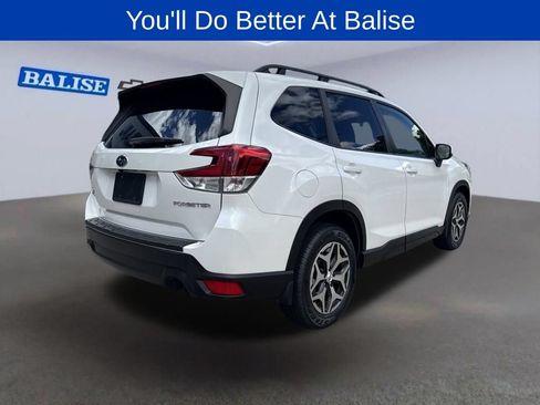 Used 2023 Subaru Forester Premium AWD/4WD image 3