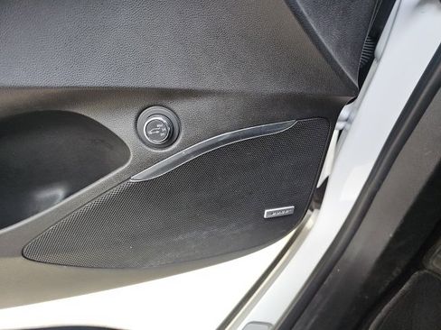 Used 2020 Buick Enclave Essence w/ Sound and Sites Package image 32