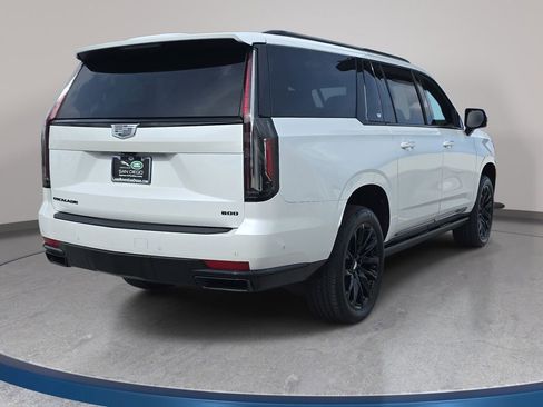 Used 2024 Cadillac Escalade ESV Sport Platinum w/ LPO, ONYX Package AWD/4WD image 6