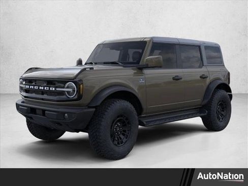New 2026 Ford Bronco Outer Banks w/ Sasquatch Package image 1