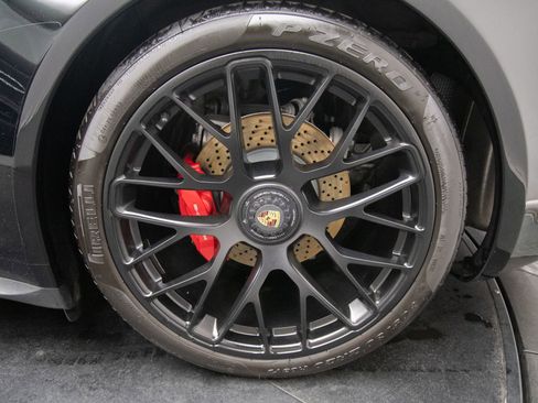 Used 2015 Porsche 911 Carrera 4 GTS AWD/4WD image 37