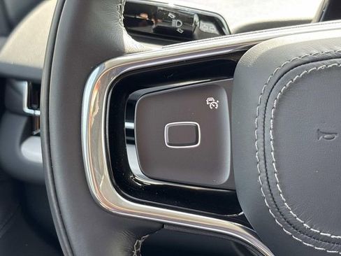 New 2026 Lincoln Navigator Premiere AWD/4WD image 26