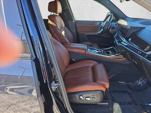 Used 2023 BMW X7 xDrive40i w/ Executive Package image 10
