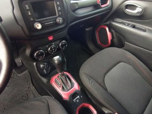 Used 2017 Jeep Renegade Trailhawk w/ Popular Equipment Group image 55