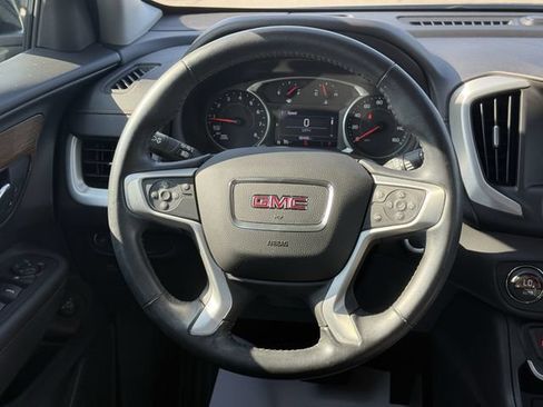 Used 2021 GMC Terrain SLE w/ Driver Convenience Package FWD image 21
