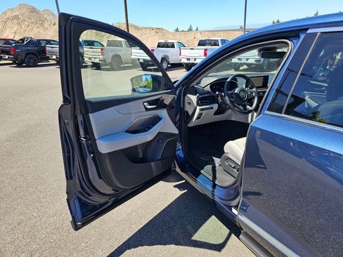 Used 2025 Acura MDX SH-AWD w/ Technology Package image 22