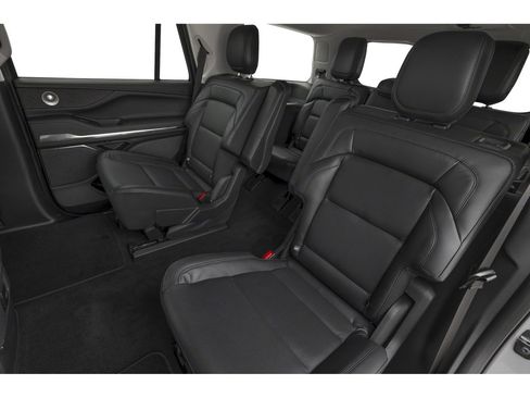 New 2026 Lincoln Navigator Reserve AWD/4WD image 35